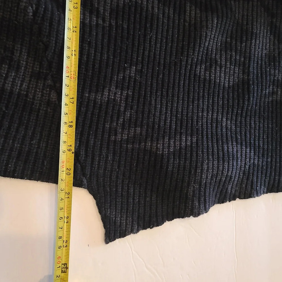 Generation love camo cashmere blend sweater Women's sz.S - Picture 7 of 10